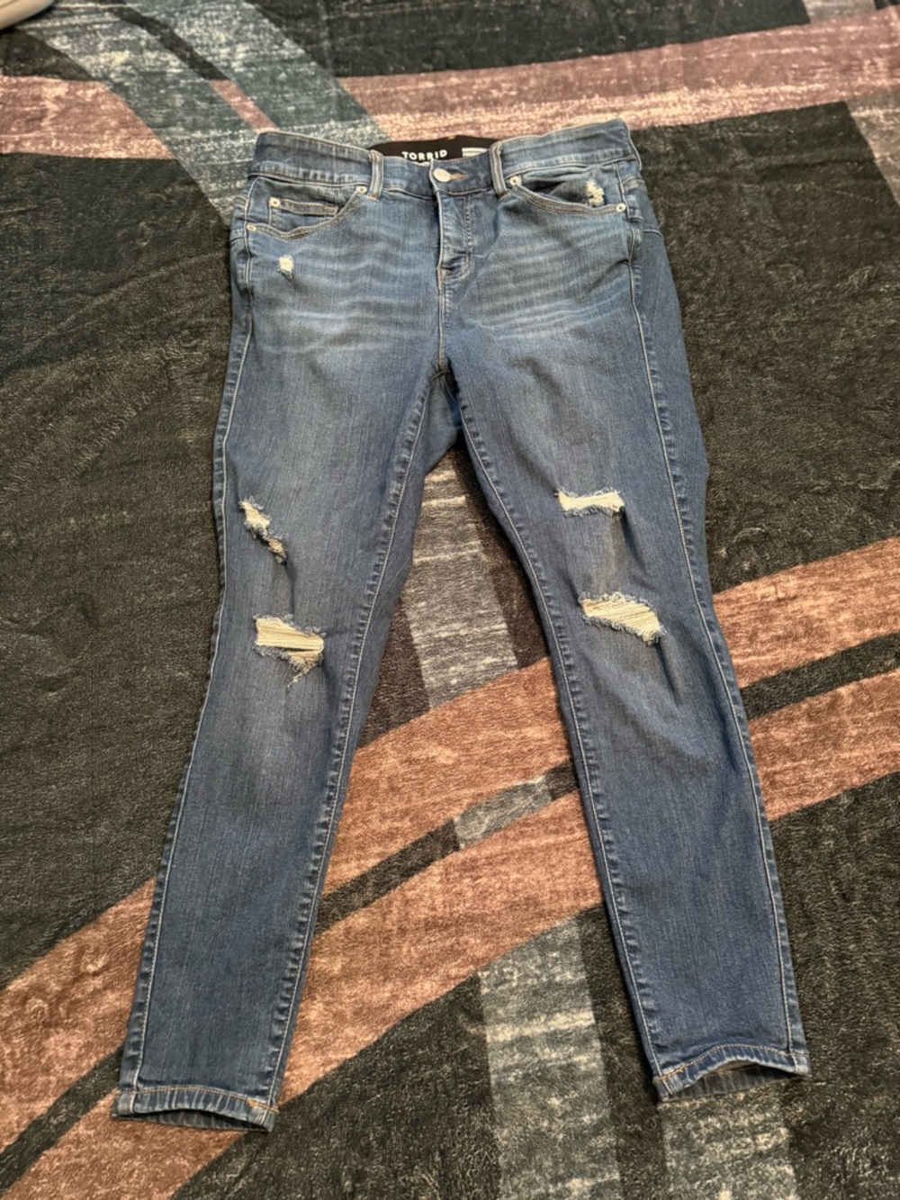 Torrid Bombshell Skinny Jean 14S